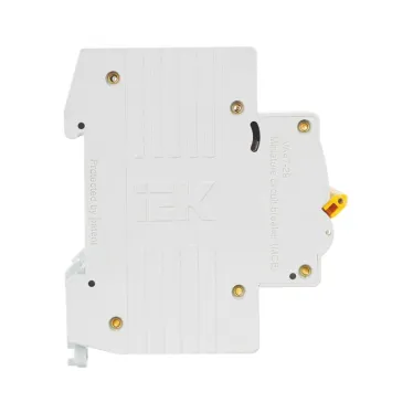 Выключатель автоматический модульный 3п C 16А 4.5кА ВА47-29 KARAT IEK MVA20-3-016-C