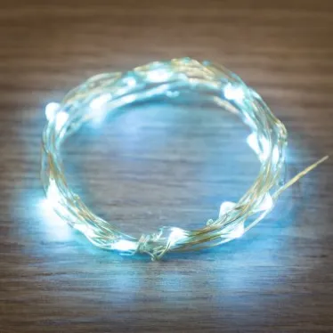 Гирлянда светодиодная "Снежинки" 2.8м 20LED бел. 1Вт IP20 Neon-Night 303-036
