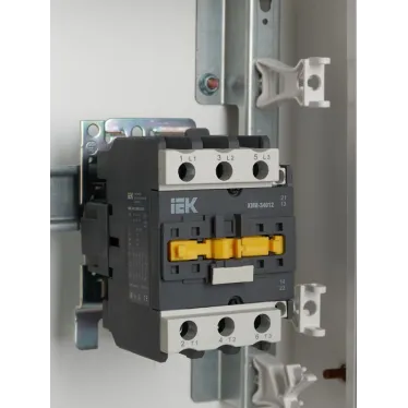Контактор КМИ-34012 40А 400В/AC3 1НО 1Н3 KARAT IEK KKM31-040-400-11