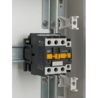 Контактор КМИ-23210 32А 230В/АС3 1НО KARAT IEK KKM21-032-230-10