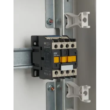 Контактор КМИ-10910 9А 230В/АС3 1НО KARAT IEK KKM11-009-230-10