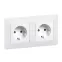 Розетка 1-м СП Valena Life 16А IP2X 250В 2P+E безвинтов. клеммы с лицев. панелью механизм бел. Leg 753421